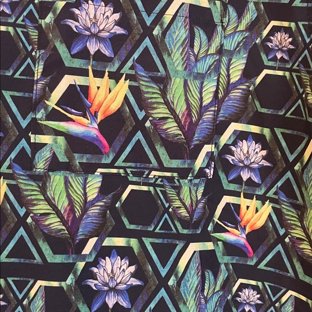 WESC Oden Geo Floral Acp Button Front Shirt Floral Abstract Design size L - Picture 10 of 15